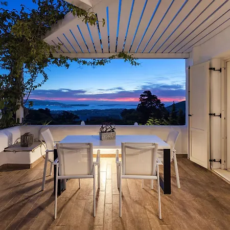 Paros Butterfly Apartment Pounda