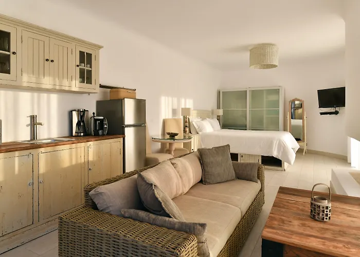 Paros Butterfly * Пунда