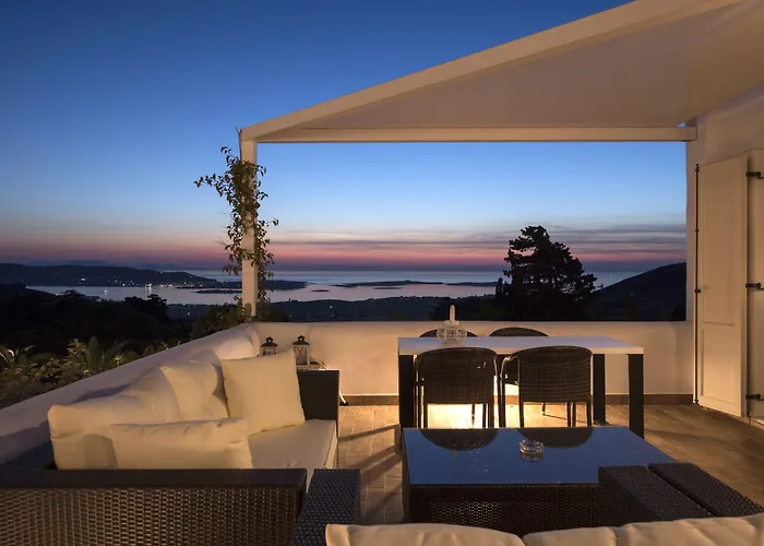 Paros Butterfly Пунда