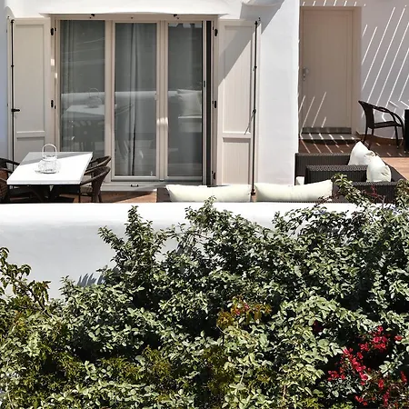 Paros Butterfly Πούντα