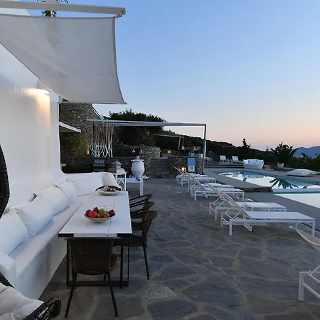 Paros Butterfly Apartment Pounda