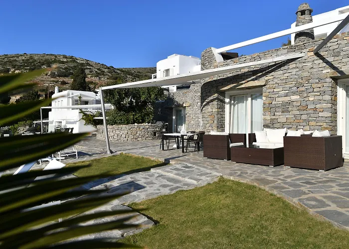 Paros Butterfly Apartment Pounda